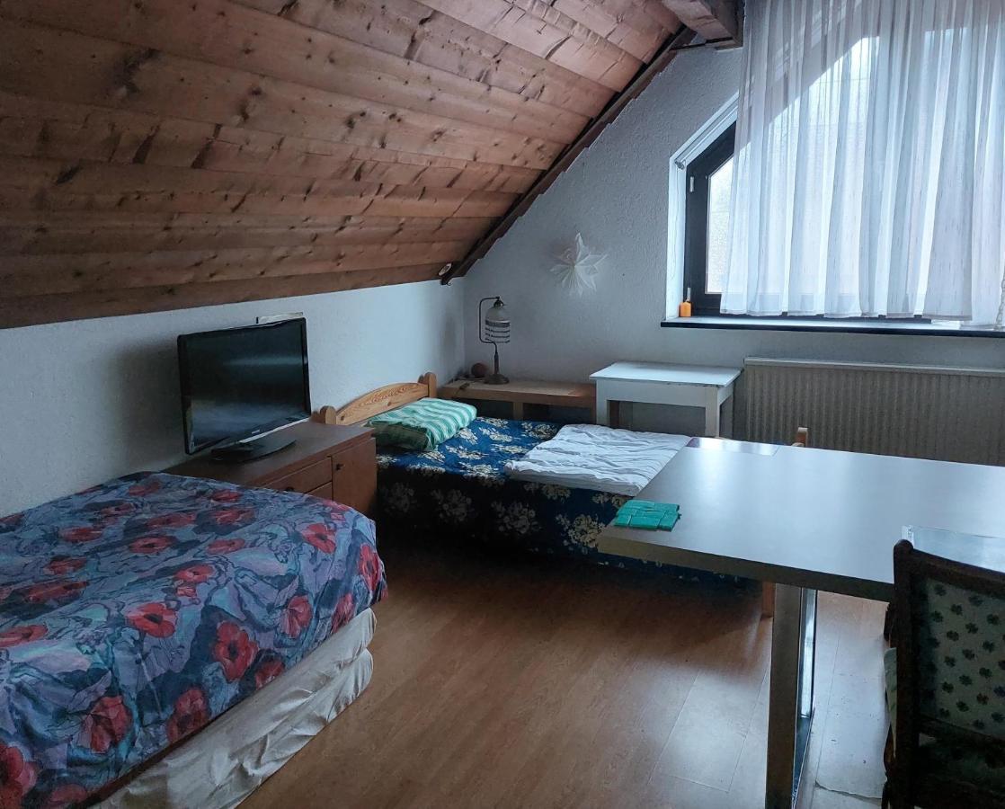Zimmer Im Landhaus Erkelenz Esterno foto