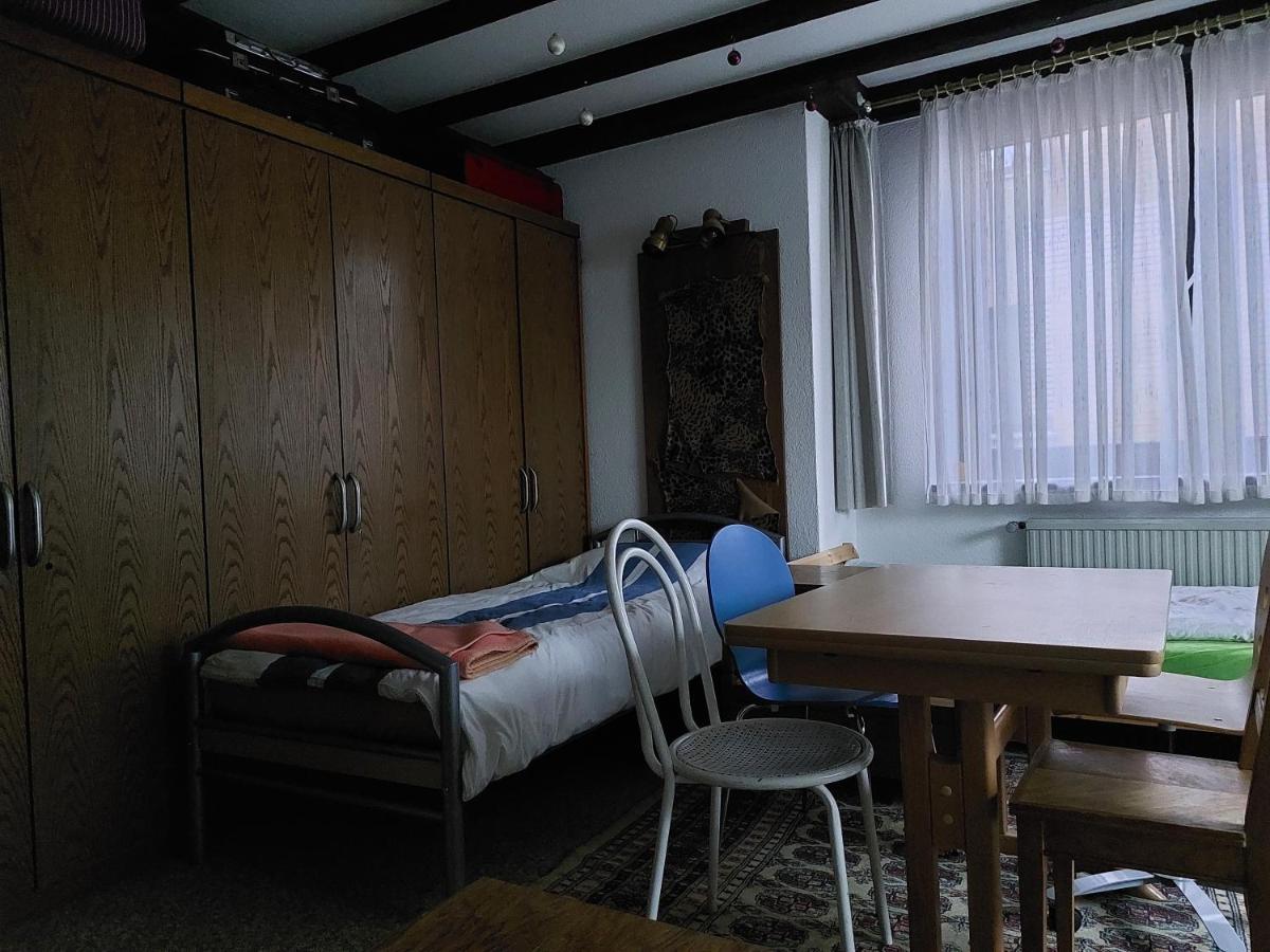 Zimmer Im Landhaus Erkelenz Esterno foto